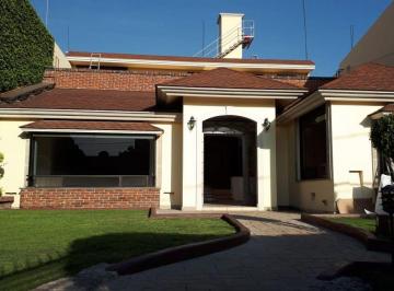Casa de 3 habitaciones, Atizapán de Zaragoza · Casa en Renta en Lomas de Bellavista con Jardín y Vigilancia 24/7