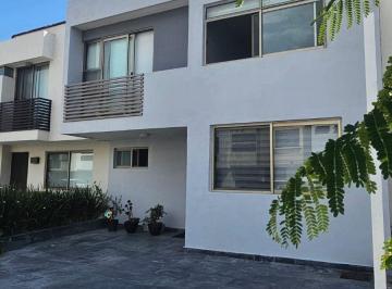 Casa de 3 habitaciones, León · Casa en Renta en Portón Cañada León Guanajuato
