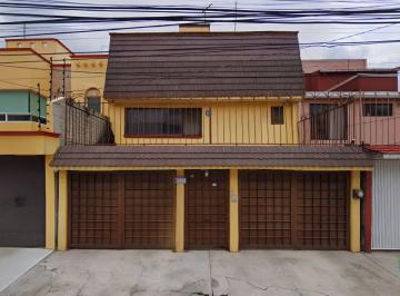 Casa de 3 habitaciones, Xochimilco · Casa en Venta en Barrio 18 Xochimilco
