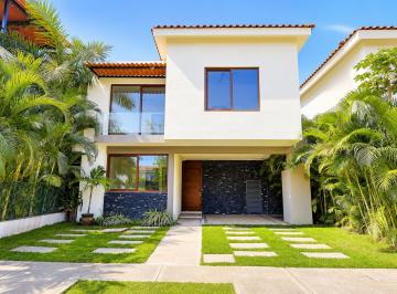 Casa de 4 habitaciones, Bahía de Banderas · Casa de 4 Recámaras en Venta en Flamingos Club Residencial, Cerca de Nuevo Vallarta y Vidanta