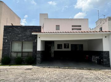 N/A · Venta de Casa en Coaxustenco Metepec de 1 Nivel a 3 Min de Town Square