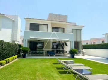 1 · Casa en Venta en Morelos en Fraccionamiento con Seguridad Las 24 Horas Paraiso Country Club