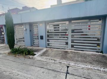 Casa de 4 habitaciones, Naucalpan de Juárez · Casa en Venta en Colonia Echegaray, Naucalpan, Estado de México
