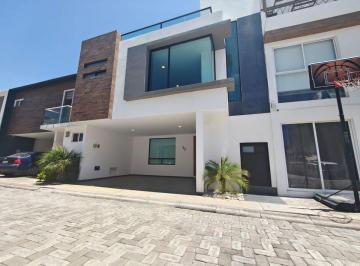 Casa de 3 habitaciones, San Pedro Cholula · Venta de Casa Zona Plaza San Diego, San Pedro Cholula