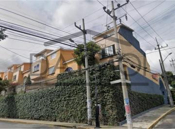 Casa de 4 habitaciones, Tlalpan · Casa en Miguel Hidalgo 2da Secc, Tlalpan, Ciudad de México.