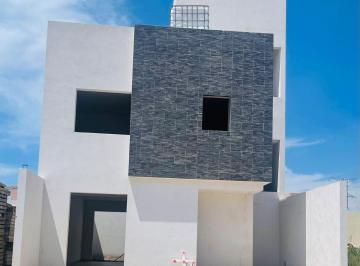 Casa de 3 habitaciones, Querétaro · Casa Venta Altos del Marques, Virreyes Zona Campanario