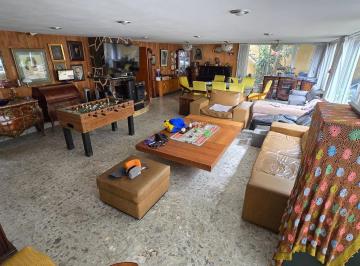 Casa · 497m² · 7 Recámaras · 5 Estacionamientos · Amplia Casa en Venta en Ampliacion Los Alpes
