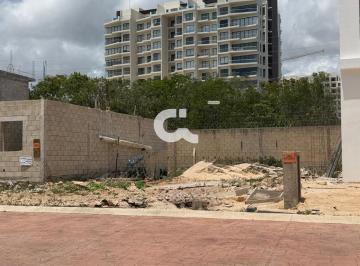 Terreno / Lote · 220m² · Terreno - Fraccionamiento Vía Cumbres