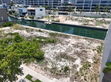 Terreno / Lote · 450m² · Terreno en Puerto Cancún