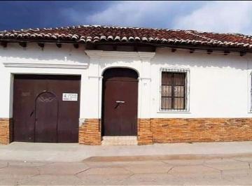 Casa · 470m² · 6 Recámaras · 2 Estacionamientos · Casa en Venta en Centro Histórico, San Cristóbal de Las Casas
