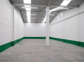 Nave industrial , Iztapalapa · Bodega de 350 m² en Iztapalapa Cdmx - Cerca Central de Abastos