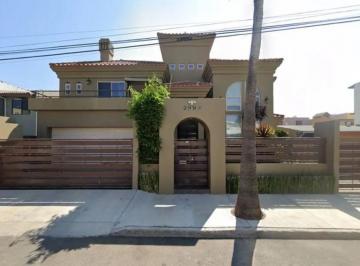 Casa de 5 habitaciones, Tijuana · Casa en Costa de Oro, Tijuana. ¡Súper Precio