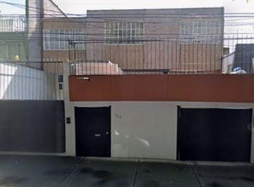 Casa de 4 habitaciones, Coyoacán · Casa en Venta! Calle Cerro Cubilete, Campestre Churubusco, Coyoacan, Cdmx. ¡Gran Oportunidad!