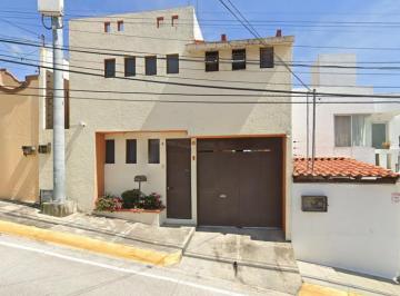 Casa de 5 habitaciones, Cuernavaca · Casa en Cuernavaca, Morelos. ¡Súper Precio!