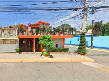 Casa de 4 habitaciones, Tultitlán · Casa en Venta en Iztacalli del Valle, Buenavista, Estado de México.