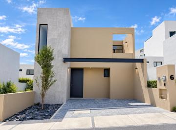 Casa de 3 habitaciones, El Marqués · Casa en Renta con Jardín - Zibatá