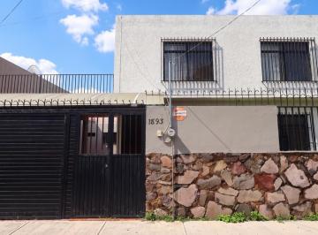 Casa · 392m² · 5 Recámaras · 5 Estacionamientos · Casa en Venta | Chapultepec Country, Guadalajara, Jalisco.