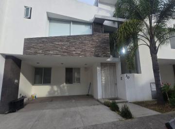 Casa en condominio de 4 habitaciones, San Andrés Cholula · Casa en Parque Yucatan, Lomas de Angelópolis