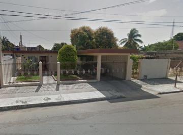 Casa de 4 habitaciones, Othón P. Blanco · Confort y Estilo de Vida: Propiedad en Calzada Veracruz, Chetumal