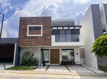 Casa en condominio de 4 habitaciones, San Andrés Cholula · Amplia Casa en Lomas de Angelopolis