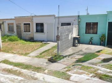 Casa de 2 habitaciones, General Zuazua · Casa en Venta en Fraccionamiento Real Palmas, Nuevo León.