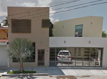 Casa de 5 habitaciones, Tepic · Casa en Tepic, Nayarit. ¡Súper Precio!
