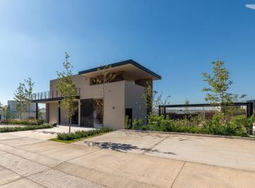 Terreno / Lote · 122m² · Terreno Premium en Coto Nara, Capital Norte