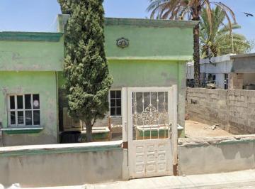 Casa de 2 habitaciones, Monclova · Casa en Venta en Monclova, Coahuila.