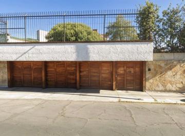 Casa de 5 habitaciones, Toluca · Venta de Casa en Cipres Toluca de Lerdo