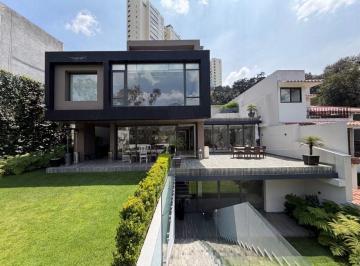 Casa en condominio · 1101m² · 3 Recámaras · 6 Estacionamientos · Lomas Country Club, Interlomas | Casa en Renta con Roof Garden