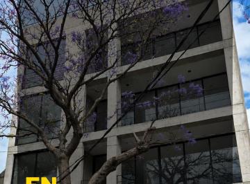Local comercial , Oaxaca de Juárez · Local, Ofici Na, Consultorio o Departamento con 8 Estacionamientos en Renta en Reforma
