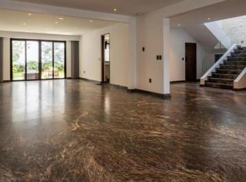 Casa en condominio · 676m² · 4 Recámaras · 6 Estacionamientos · Casa en Venta en Jardines en La Montaña