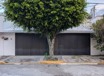 Casa de 4 habitaciones, Cuernavaca · Casa en Renta en Colonia Buenavista Al Norte de Cuernavaca
