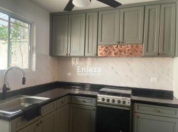 Casa · 95m² · 2 Recámaras · 2 Estacionamientos · Town House en Renta en Zona Los Callejones, San Pedro Garza García