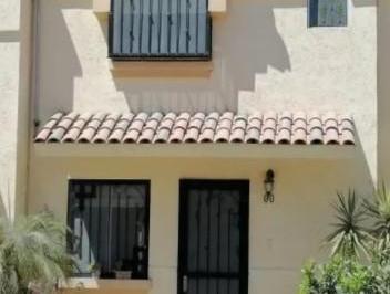 Casa · 65m² · 3 Recámaras · 1 Estacionamiento · Casa en El Centarro con 3 Recámaras, Id:.