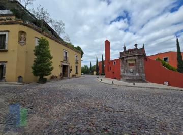213882f97551d7369ca7a3a3c6b9d9e073e55eb4b030f197ad9069bf22e1a06c · Casa en Venta en San Miguel de Allende, a Pasos del Rosewood