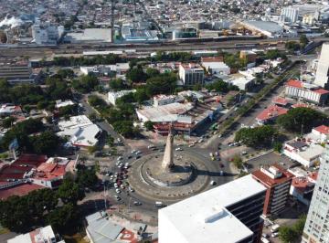 Terreno / Lote , Guadalajara · Terreno 1,063 m² en Colonia Americana de Guadalajara, Para Desarrollo Vertical o Uso Mixto
