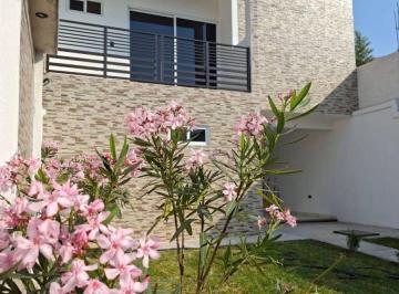 Casa de 4 habitaciones, Yecapixtla · Casa de 203 m² con 4 Recámaras en Venta en Cuautla Morelos