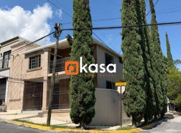 Casa de 3 habitaciones, Monterrey · Casa en Renta en del Paseo Residencial – Sur de Monterrey