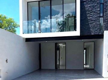 Casa de 3 habitaciones, Mérida · Casa en Venta, 3 Habitaciones, 2 Baños 1/2. Chuburná de Hidalgo, Mérida Yucatán