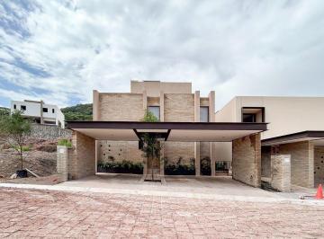 c75d471fb61341aaf2467c6a96c1137deff94066111c9ba96d72584800748e2b · Casa en Preventa en Altozano Querétaro Modelo Almira 2