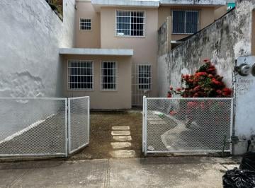 Casa de 2 habitaciones, Veracruz · Casa en Venta Recámara en Planta Baja en Fracc. Dorado Real. Veracruz, Ver.