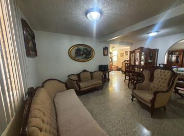 Casa de 3 habitaciones, Azcapotzalco · Casa de 204 m² de Terreno con 3 Recámaras en Venta en Azcapotzalco