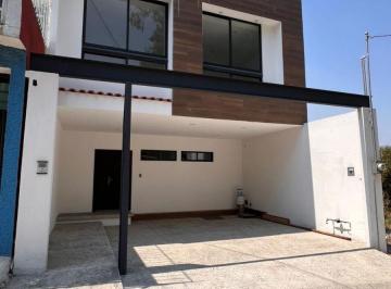 Casa de 3 habitaciones, Atizapán de Zaragoza · Casa Nueva en Venta Lomas de Atizapán 3 Niveles, Jardín, Roof Garden, Salón de Juegos, Calle Privada