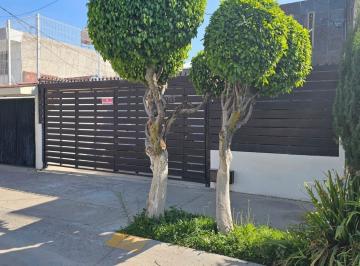 Casa · 152m² · 3 Recámaras · 2 Estacionamientos · Casa en Renta en Jardines del Sol Zapopan