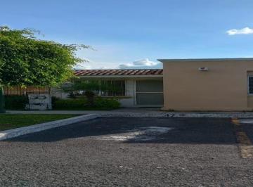 Casa en condominio de 3 habitaciones, Corregidora · Bonita Casa en Venta de Una Planta, en El Fraccionamiento Pirámides en Corregidora Querétaro