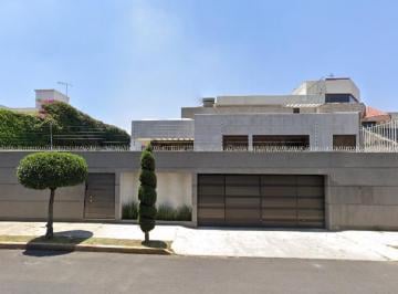 Casa de 4 habitaciones, Coyoacán · Casa en Venta en Col Paseos de Taxqueña Coyoacan Ciudad de Mexico