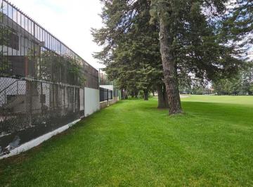Casa · 3 Recámaras · 5 Estacionamientos · Residencia con Acceso Directo Al Campo de Golf Club de Golf San Carlos · Metepec - (4)
