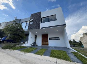 8af0af8c4ee5158ad87598ce7d442f7e0f9fbcb5ac70ec99d9f8e584b456d412 · Nueva Casa Dentro de Coto Galarza | Capital Norte