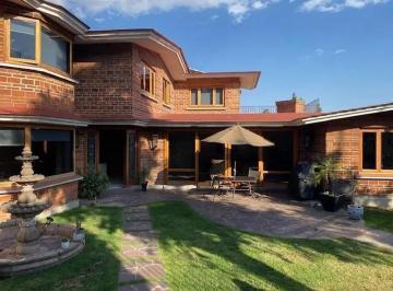 Casa · 309m² · 4 Recámaras · 4 Estacionamientos · Casa en Venta en Parques del Pedregal